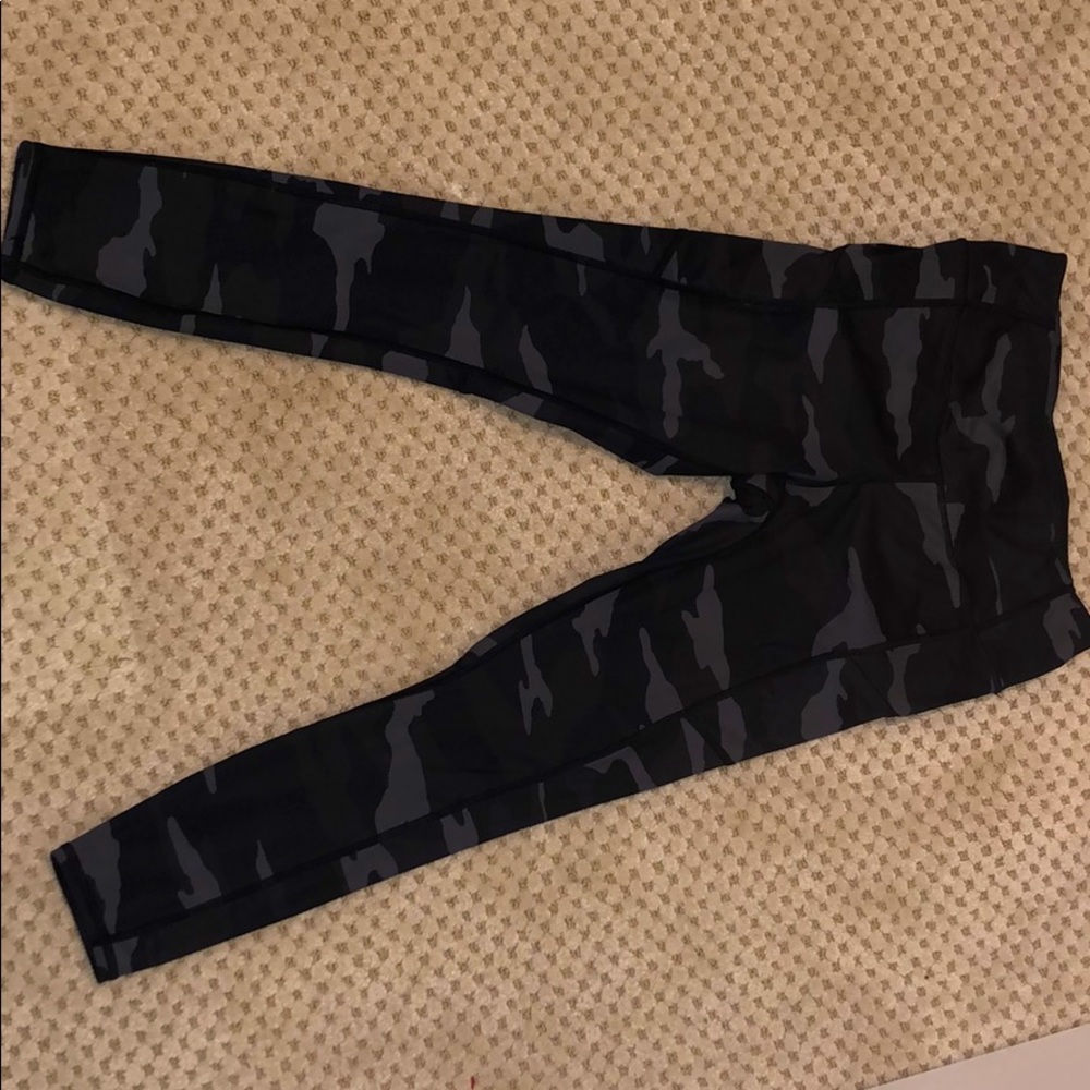 Athleta camo leggings